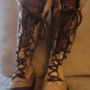 Super cute Northface Womens Snow Boots 9.5